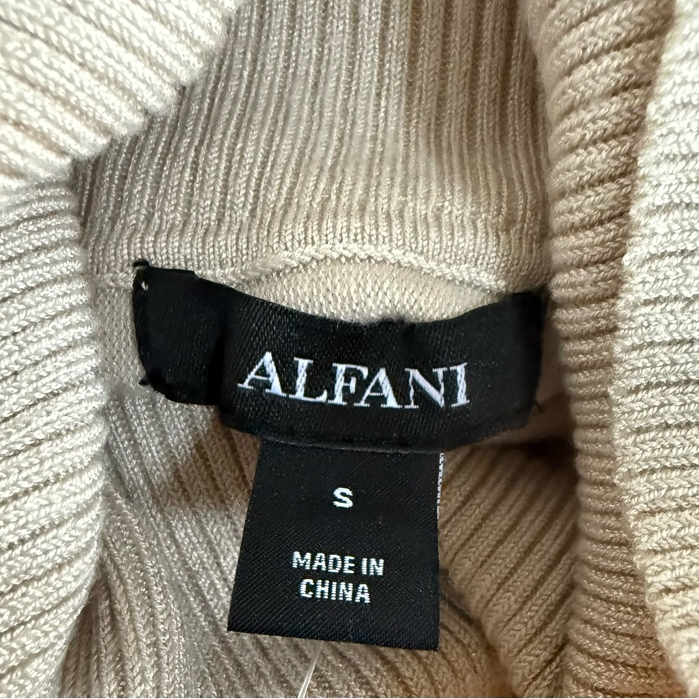 NWT Alfani Women’s Elegant Cream Beige Poncho Turtleneck Sweater! Small! NEW! - Picture 5 of 8